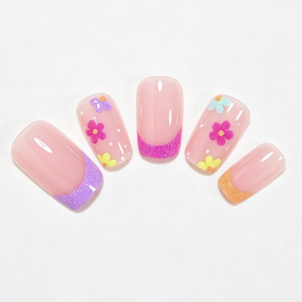Floral Accent Press-On Nail Art Brehn