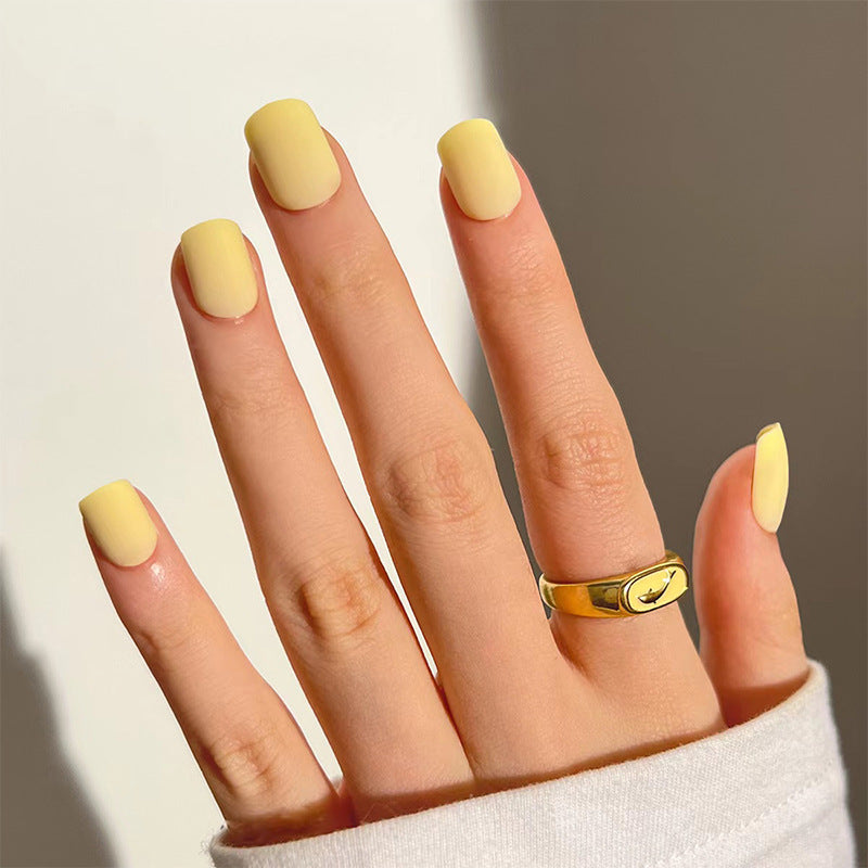 Kunstvoller Nagelschmuck Brehn