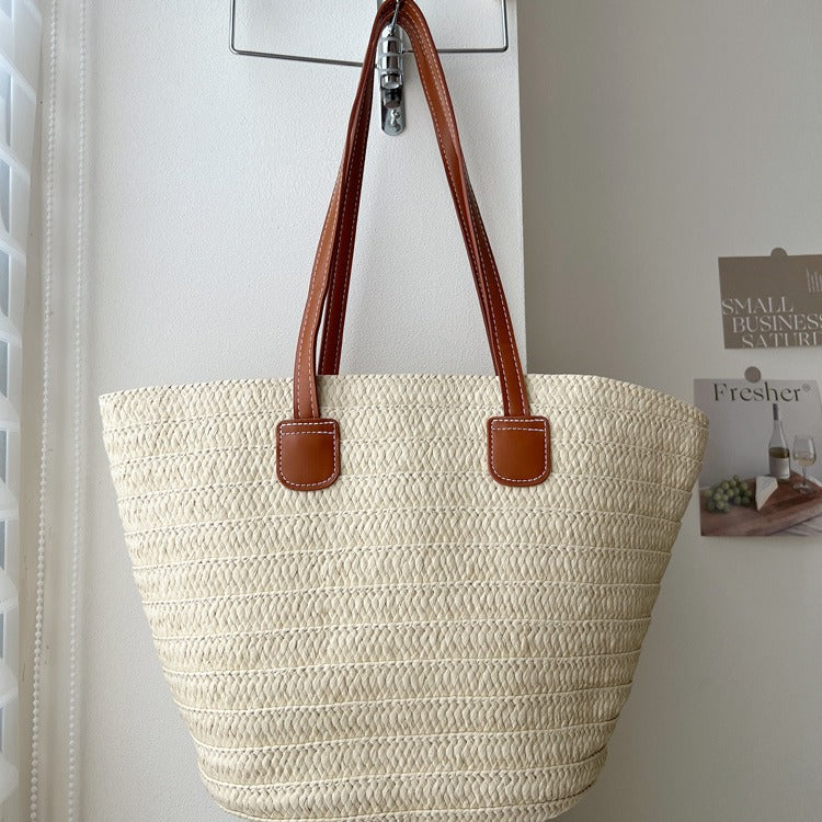 Handgefertigte Strohtasche mit Eleganten Ledergriffen Brehn