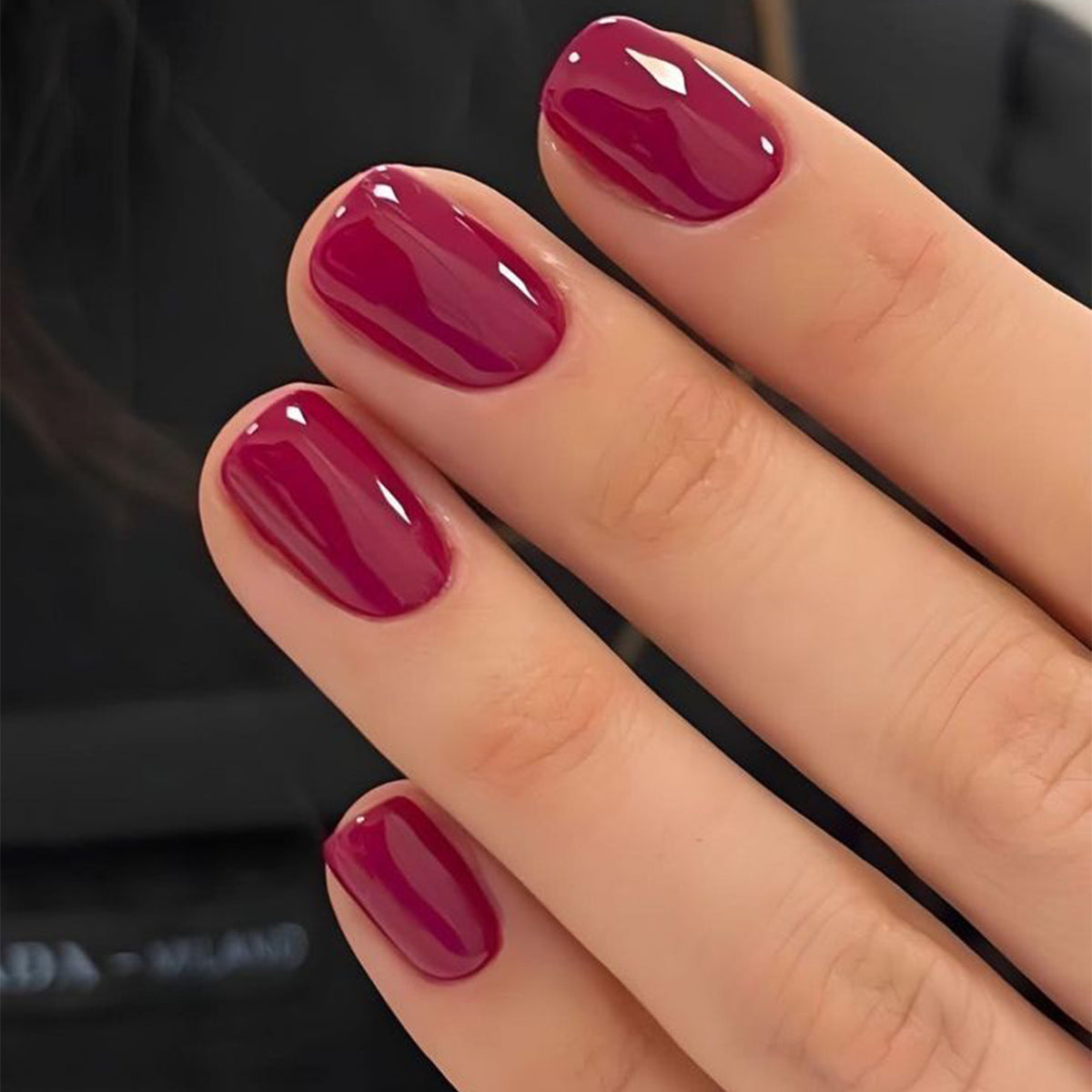 Kunstvolle Nagelgestaltung mit hochglänzendem Finish Brehn