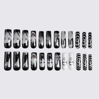 Stylisches Kunstnagelset mit einzigartigen Grafiken Brehn