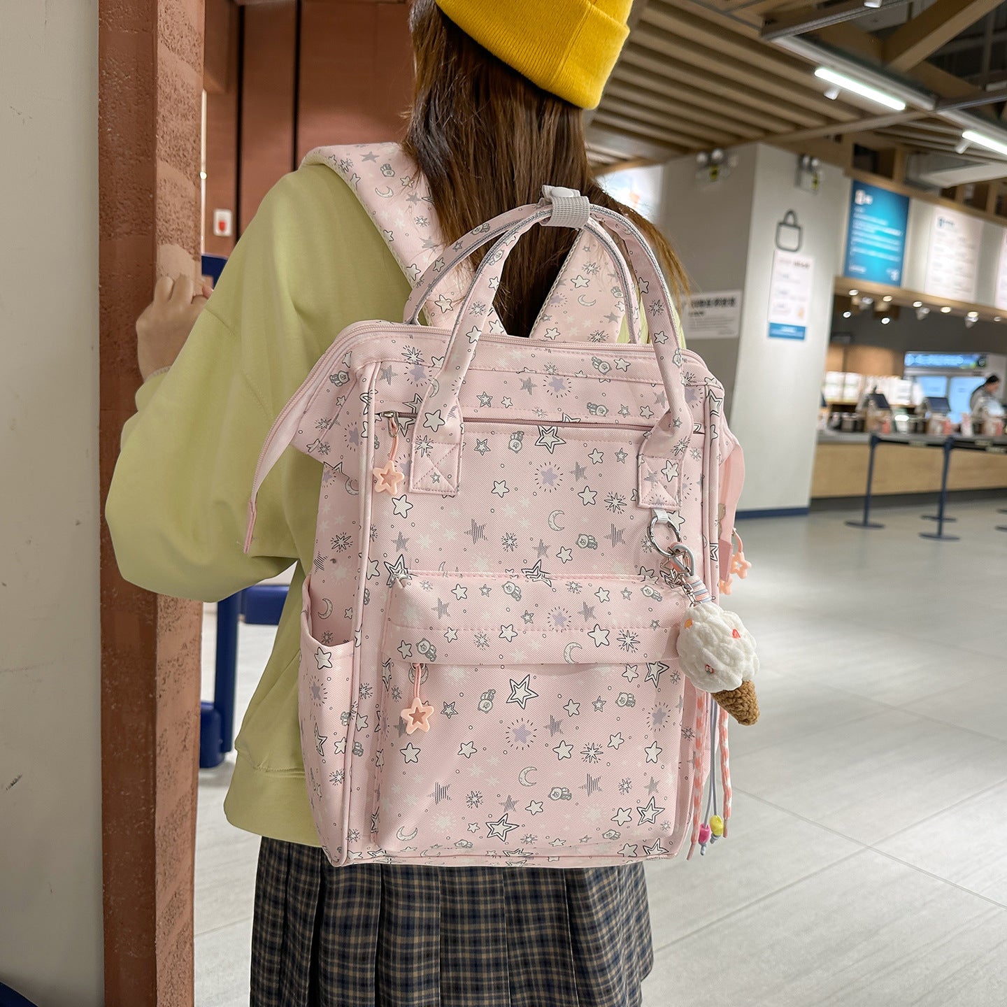Stylischer Sternmuster-Rucksack Brehn