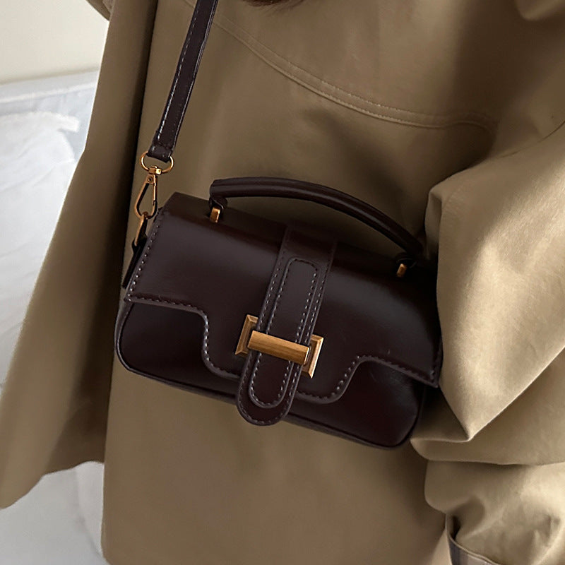Kompakte stilvolle Handtasche  1790616953