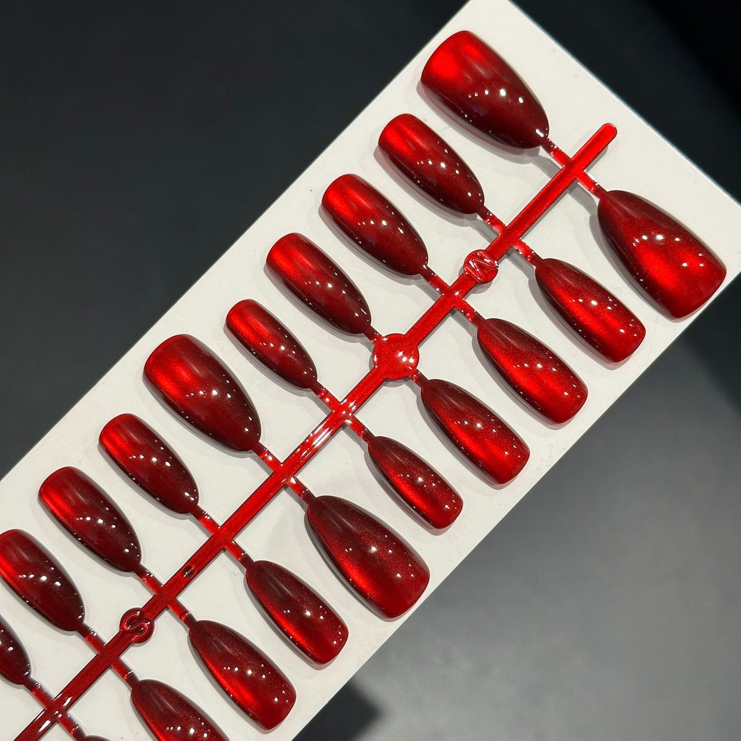 Künstliche Nagelkunst Brehn