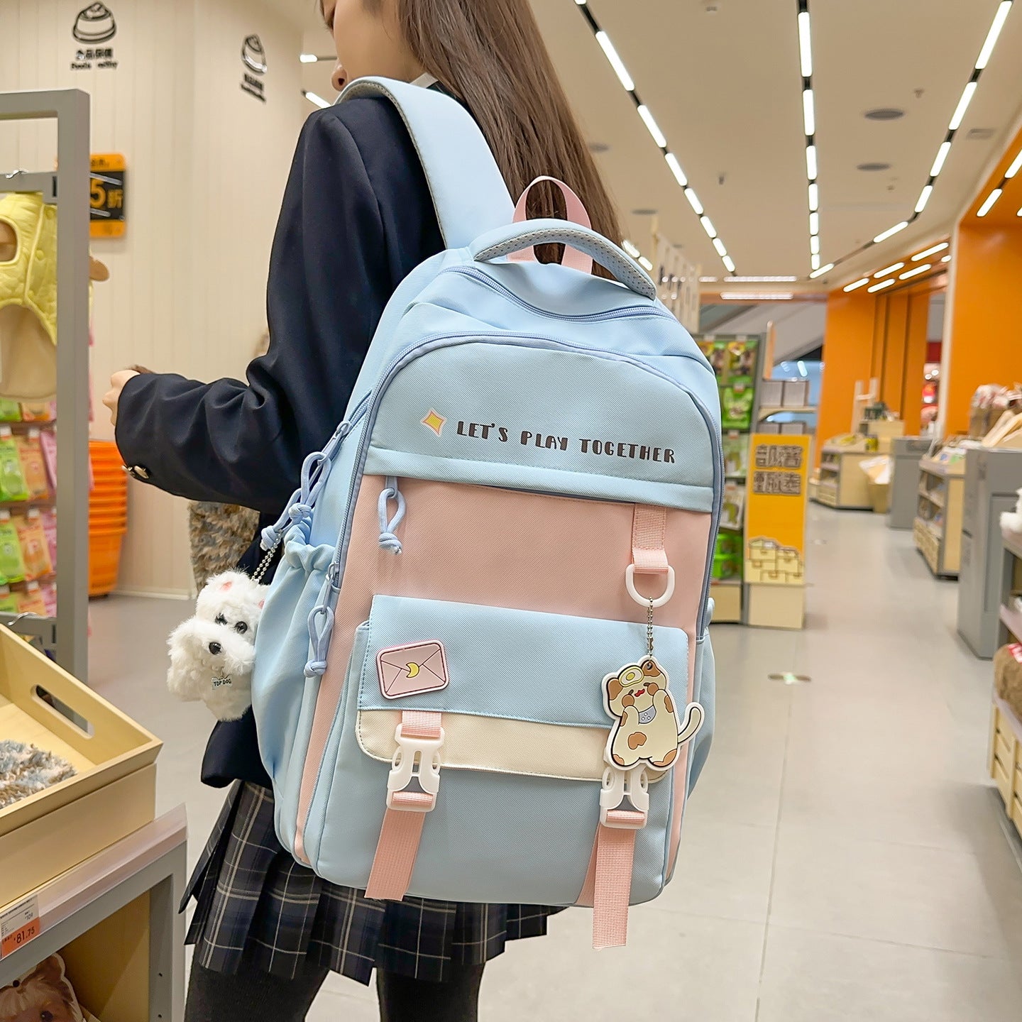 Rucksack mit Verspieltem Design und Innovativen Fächern Brehn