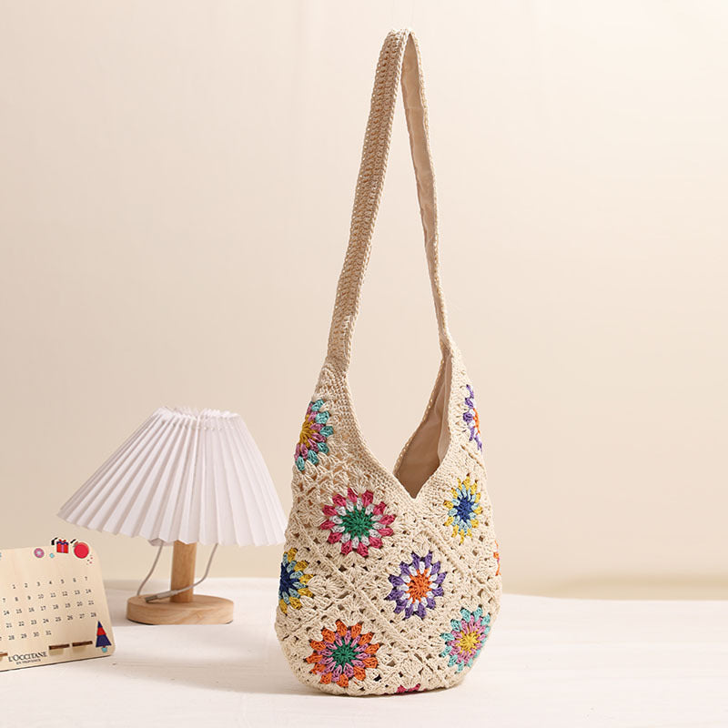 Handgefertigte Gehäkelte Tasche mit Buntem Blumendesign Brehn