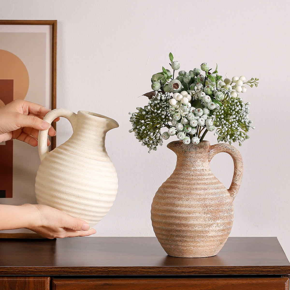 Handgefertigte Keramikvase mit Rippenstruktur Brehn