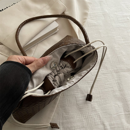 Gewebte Texturierte Handtasche