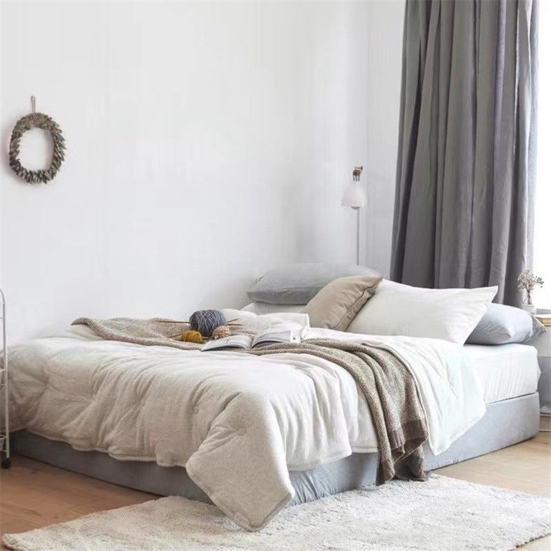 Leichte Wendbare Steppdecke aus Mikrofaser mit soften Ziernähten