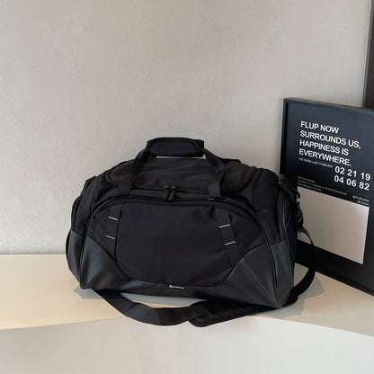 Vielseitige Reisetasche mit mehreren Fächern Brehn