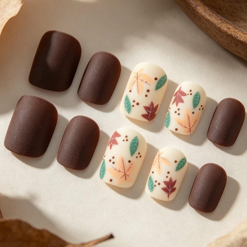 Herbst-Themen Nagelkunst Brehn
