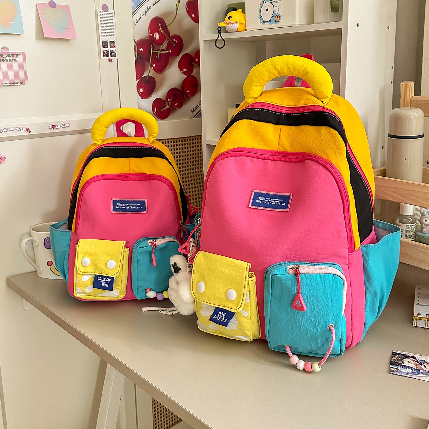 Bunter Mehrfach-Taschen Rucksack