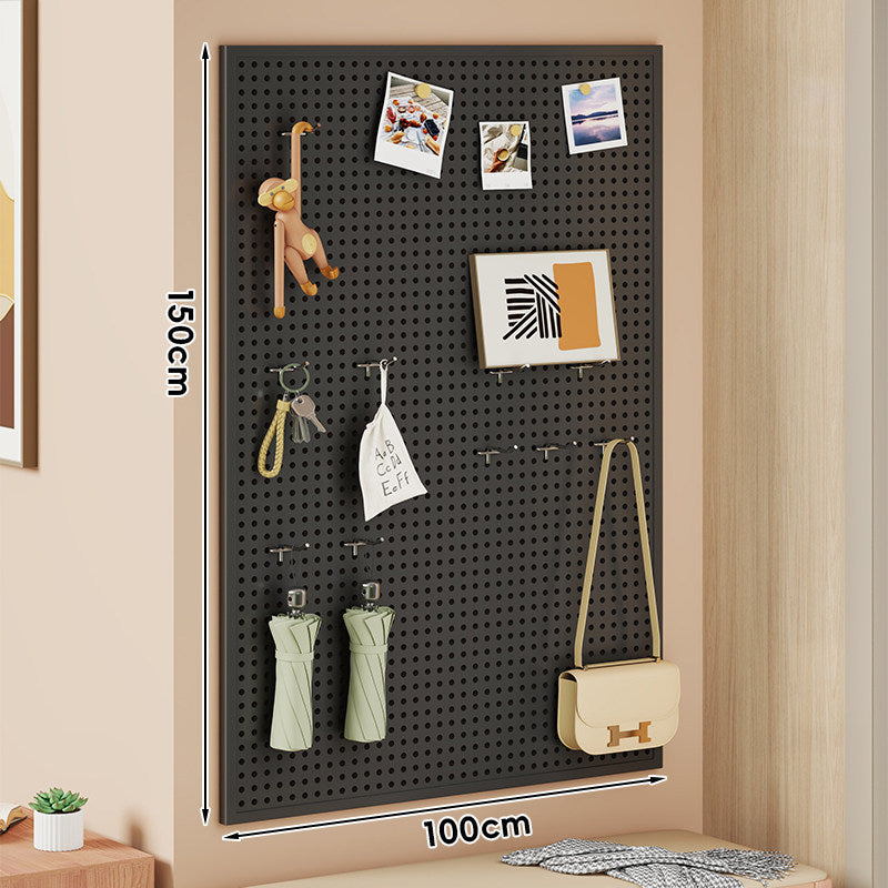 Wandmontiertes Lochplatten-Organisationspaneel mit modularen Haken
