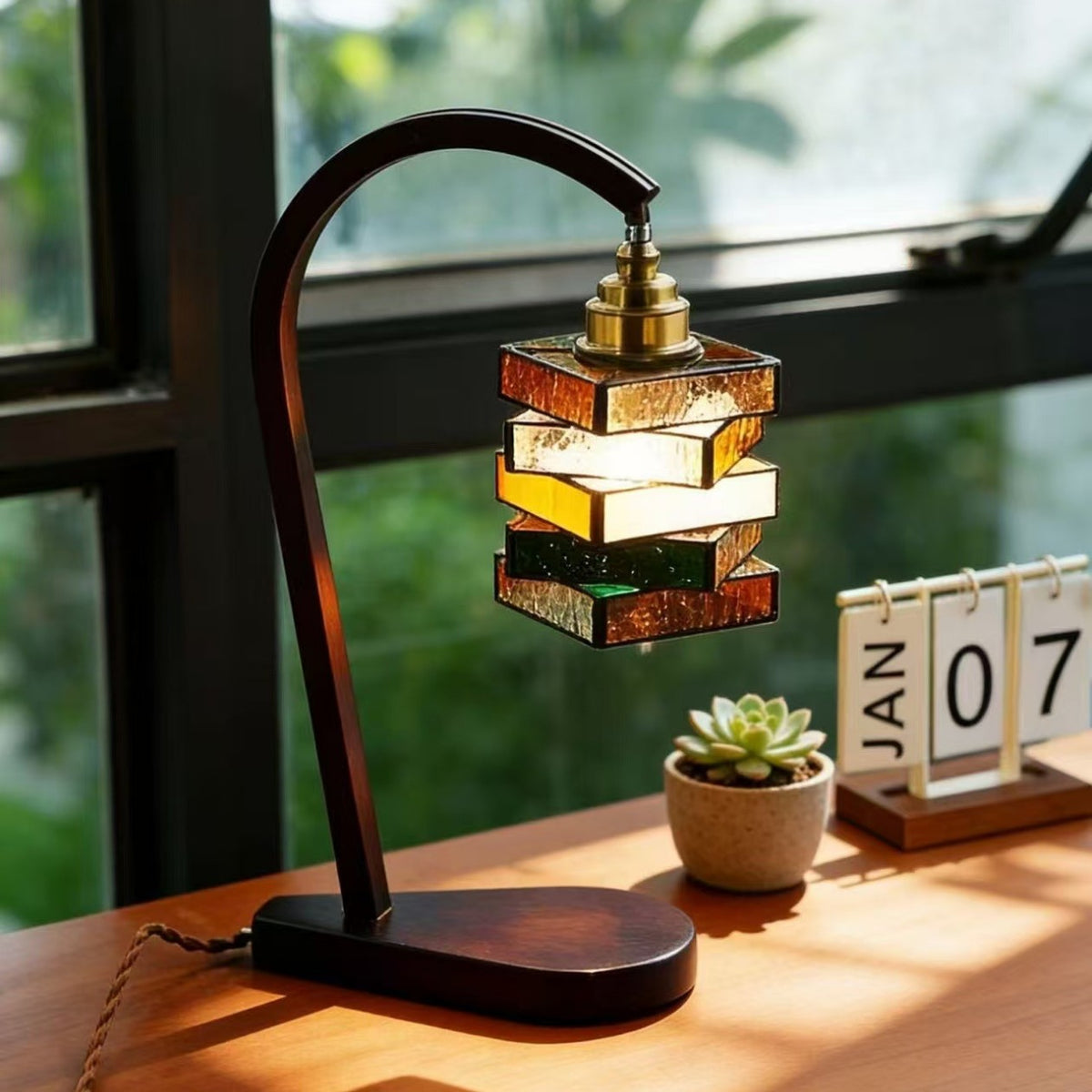 Vintage Inspiriertes Buntglas Tischlampe
