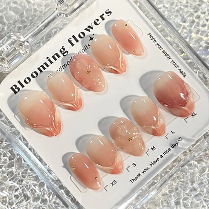 Dekorativer press-on Nagelsatz mit floralen Akzenten Brehn 1788495814