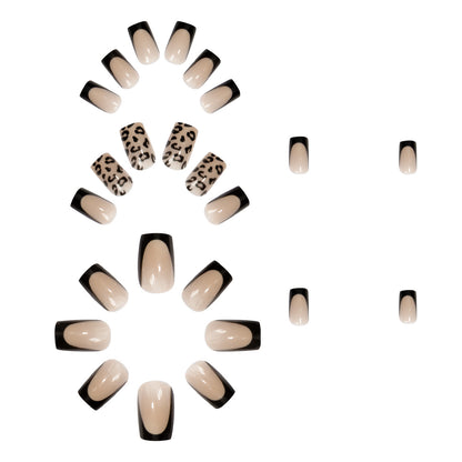 Kunstnagelset mit elegantem Leopardenmotiv und schwarzem French Design Brehn