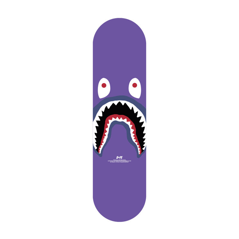 Grafisches Skateboard-Deck mit benutzerdefiniertem Design Brehn
