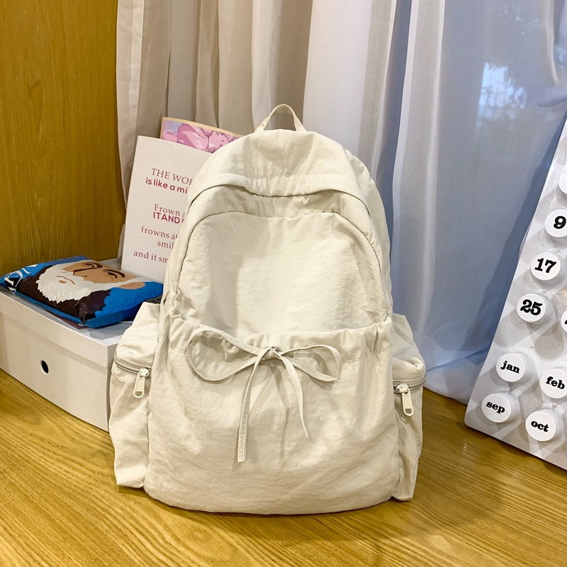 Lässiger Rucksack für die Schule mit Schleifen-Detail