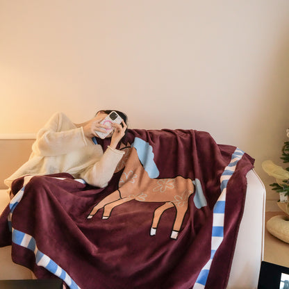Plüsch-Mikrofleece-Wurfdecke mit Karussellpferde-Druck und whippedstitch Kante
