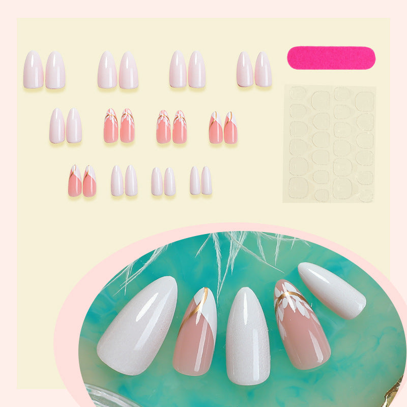 Premium Dekorative Press-On Nagel Set mit Floralen und Glänzenden Akzenten Brehn