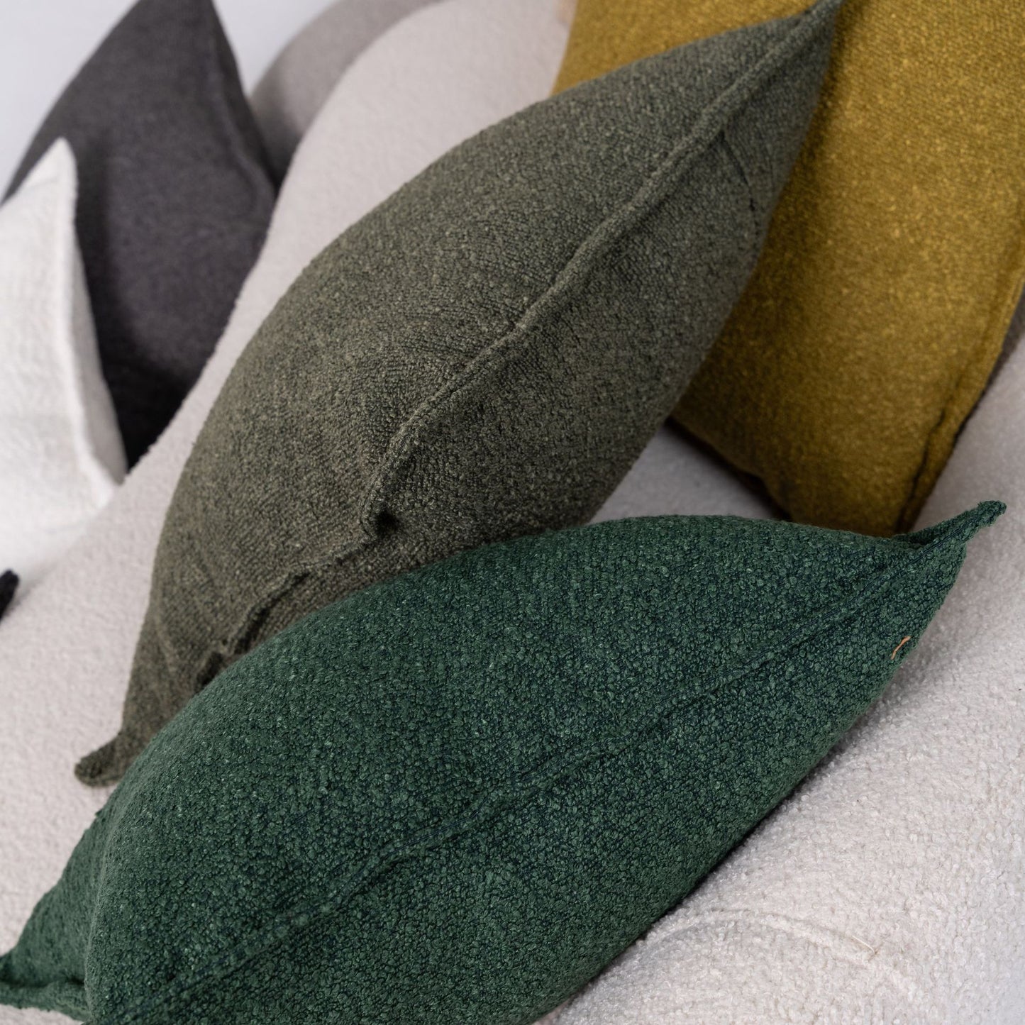 Damen Kuschelkissen mit modernem Strukturdesign Brehn