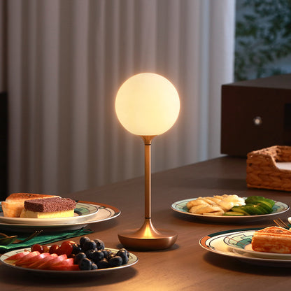 Moderne Tischlampe für stilvolle Wohnkultur