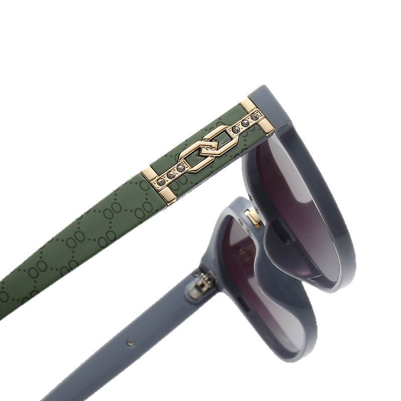 Damen Designer-Sonnenbrille mit luxuriösem Rahmen und angesagtem Schmuckdetail Brehn