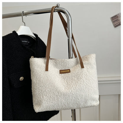 Gemütliche Texturierte Handtasche