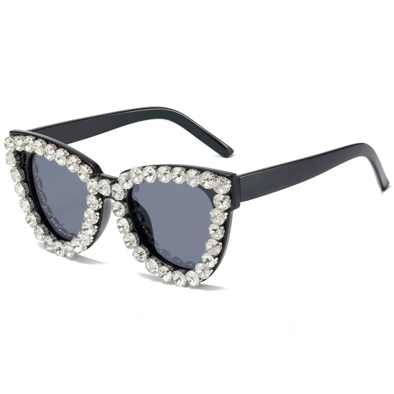 Damen extravagante Übergrößen-Sonnenbrille mit Kristallschmuck Brehn