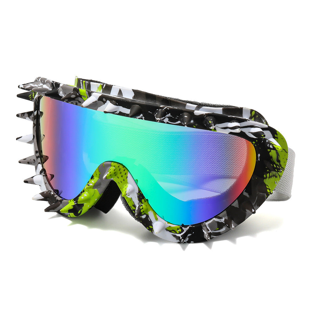 Damen stylische Schutzbrille mit markantem Spike-Design Brehn