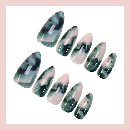 Kunstnagelset mit luxuriösen Marmor-Designs Brehn