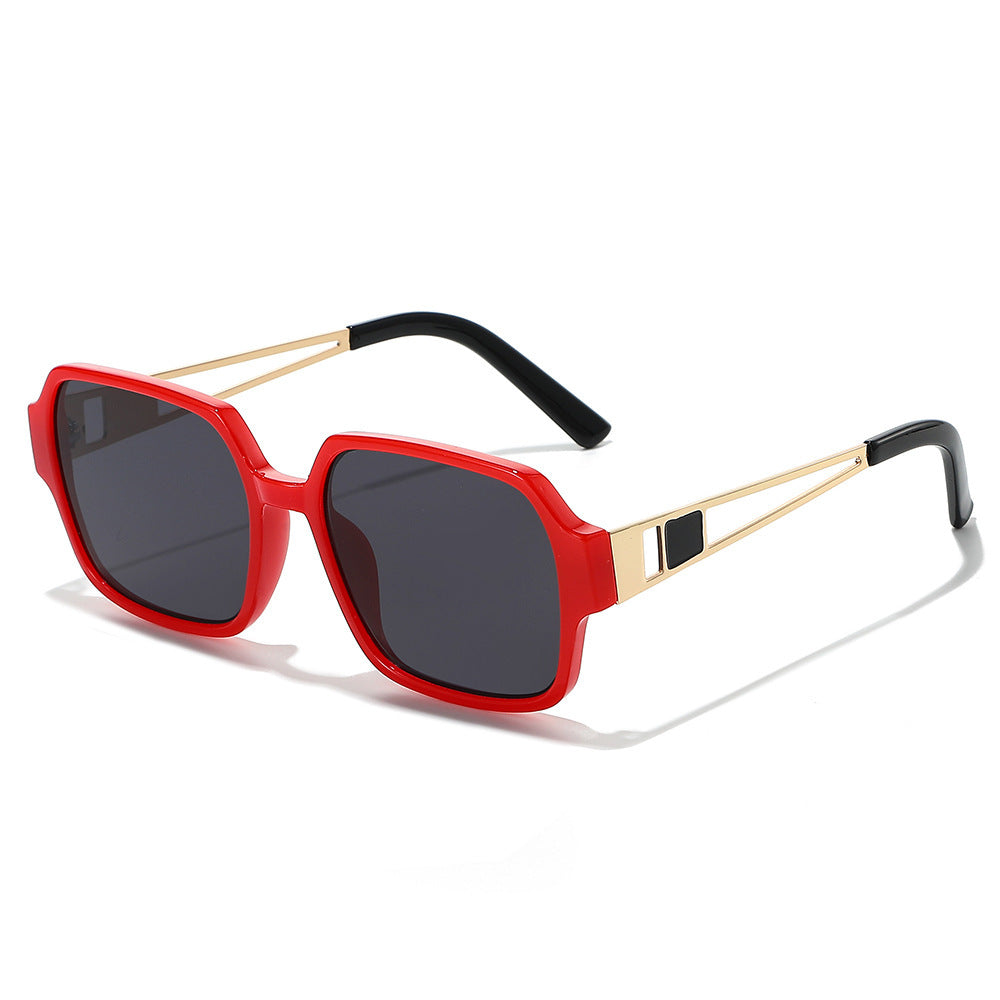 Chic Übergroße Quadratische Sonnenbrille mit Dekorativen Akzenten Brehn