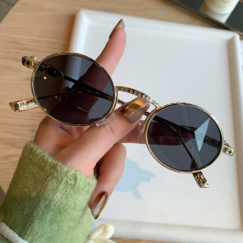 Damen Elegante Sonnenbrille mit filigranen Details Brehn