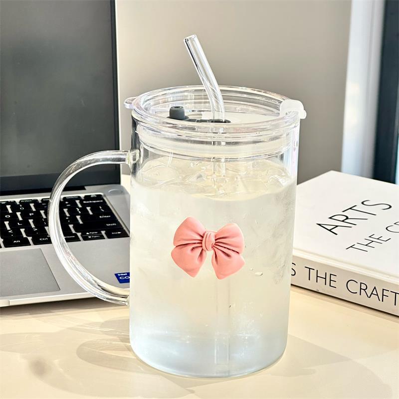 Damen isolierte Trinkflasche mit innovativem Silikon-Strohhalm und hygienischem Auslaufschutz Brehn