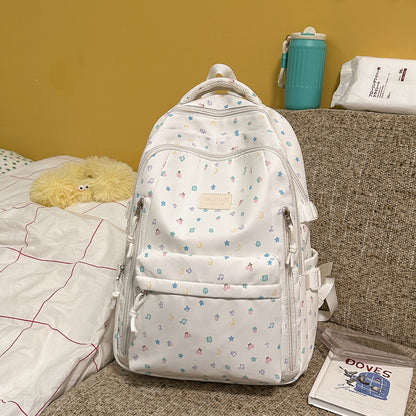 Stylischer Multi-Taschen-Rucksack mit dekorativen Akzenten Brehn