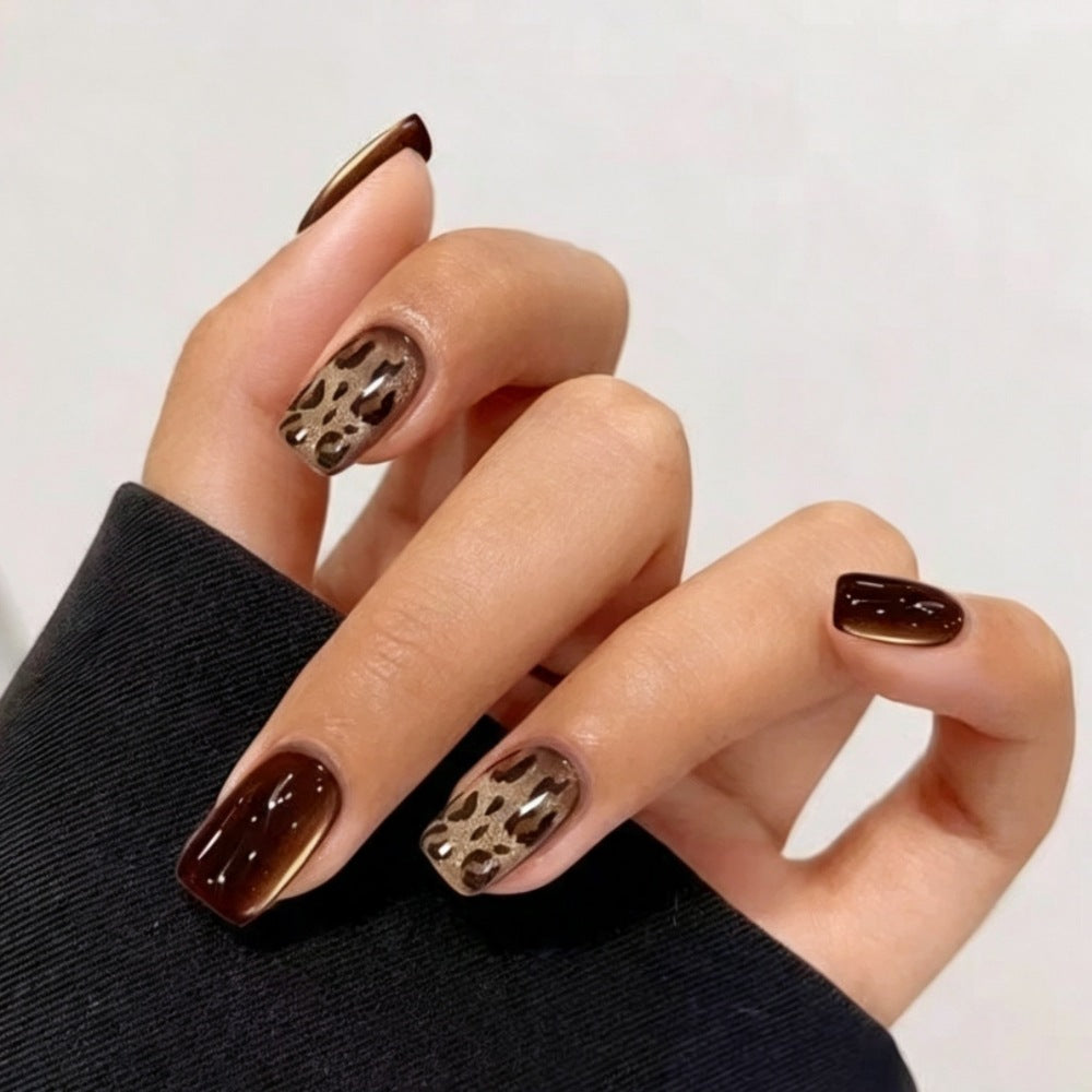 Stylische Animal Print Press-On Nägel Brehn