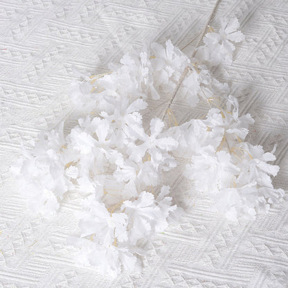 Elegante falsche Blumenranken Dekoration