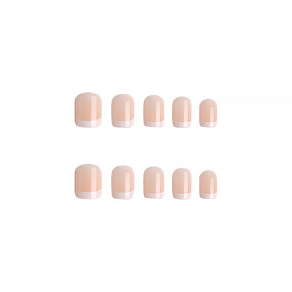 Kunstvolle French Tip Kunstnägel Brehn