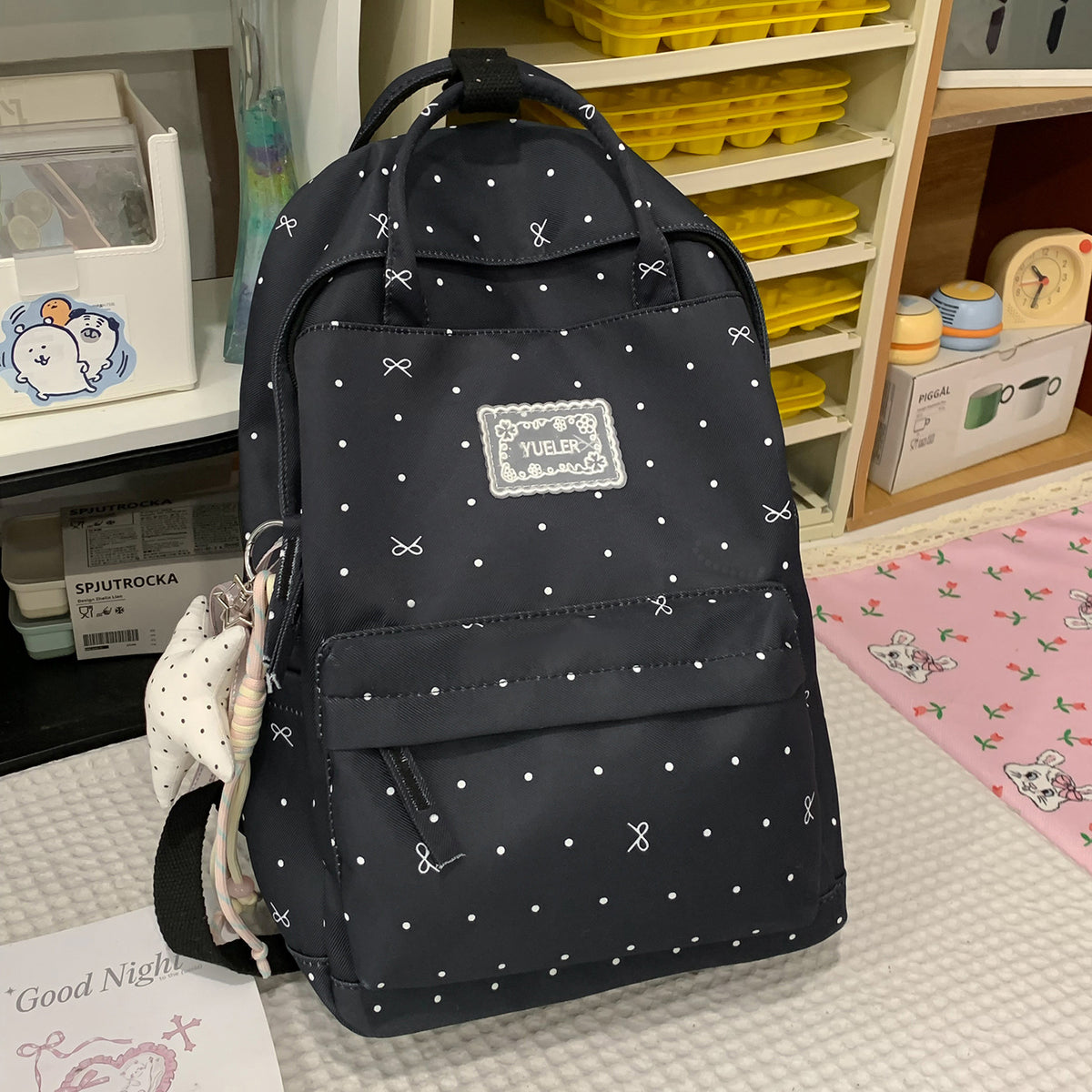 Stylischer gepunkteter Rucksack Brehn