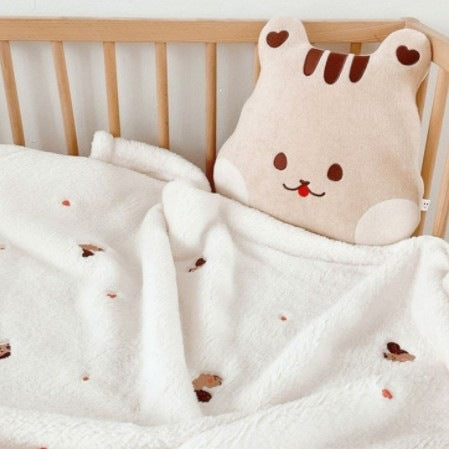 Weiches Floral besticktes Werfen Decke