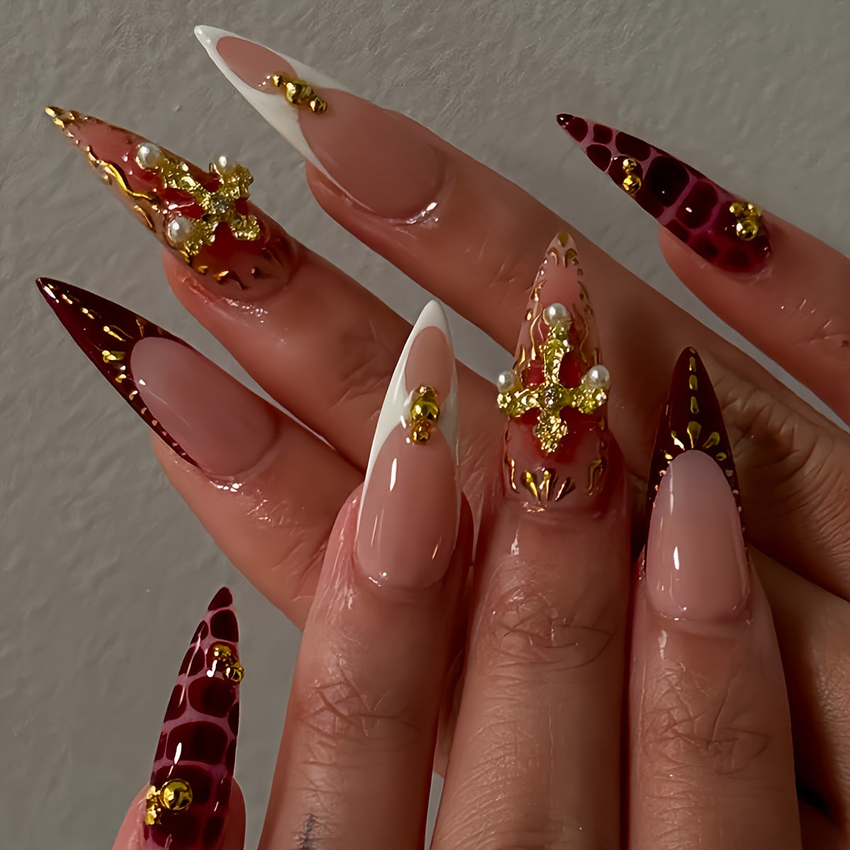 Elegante Sculpted Nagelverlängerungen Brehn