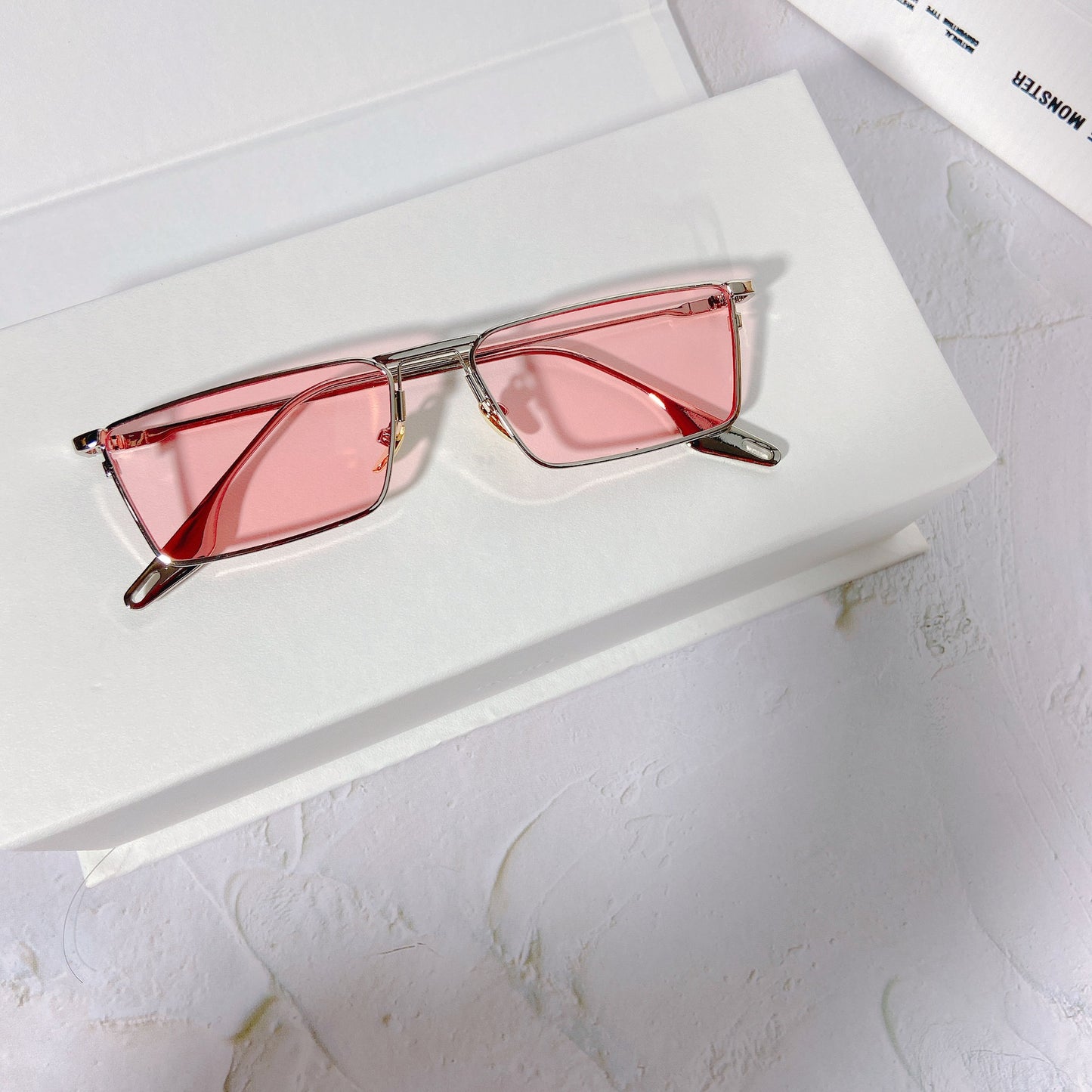 Modische Sonnenbrille mit Rechteckigem Metallrahmen Brehn