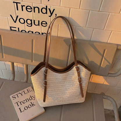 Stylische Stroh-Tasche