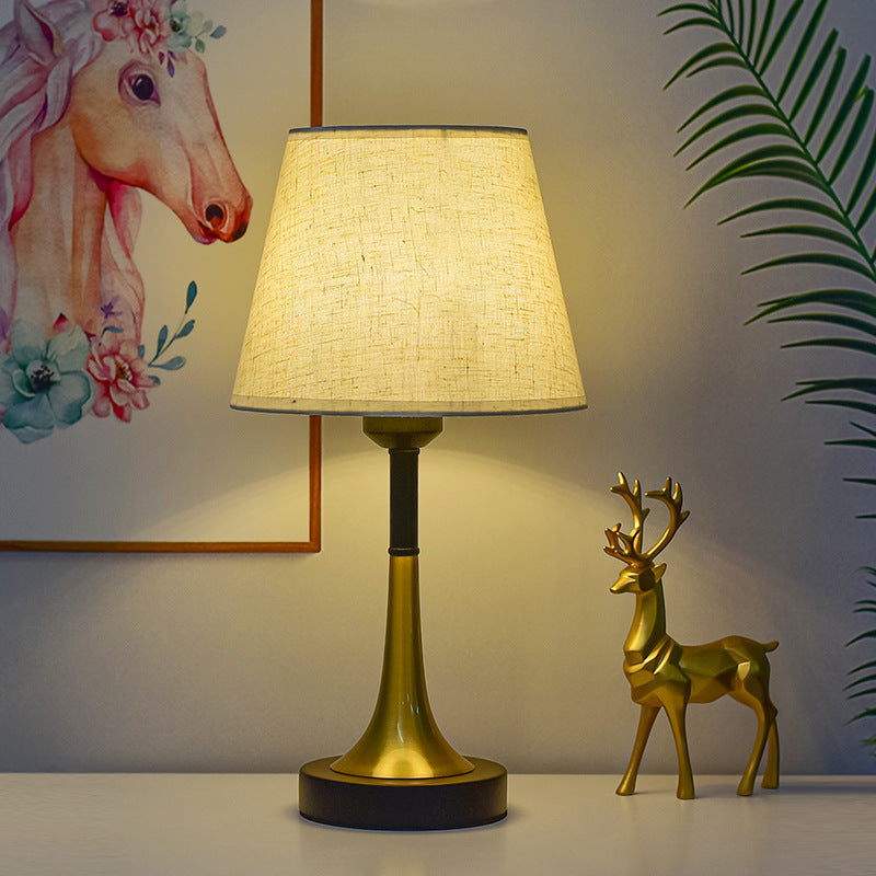 Moderne Plattenbasis Tischlampe