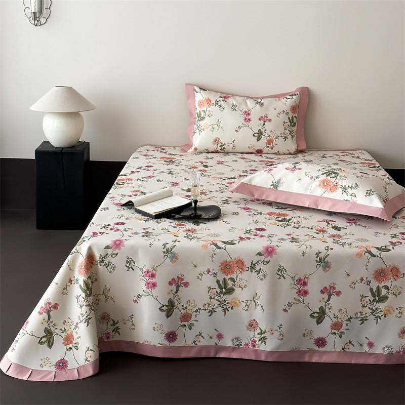 Bettwäschegarnitur aus feinem Baumwollsatin mit klassischem Toile-de-Jouy-Print und satiniertem Saum