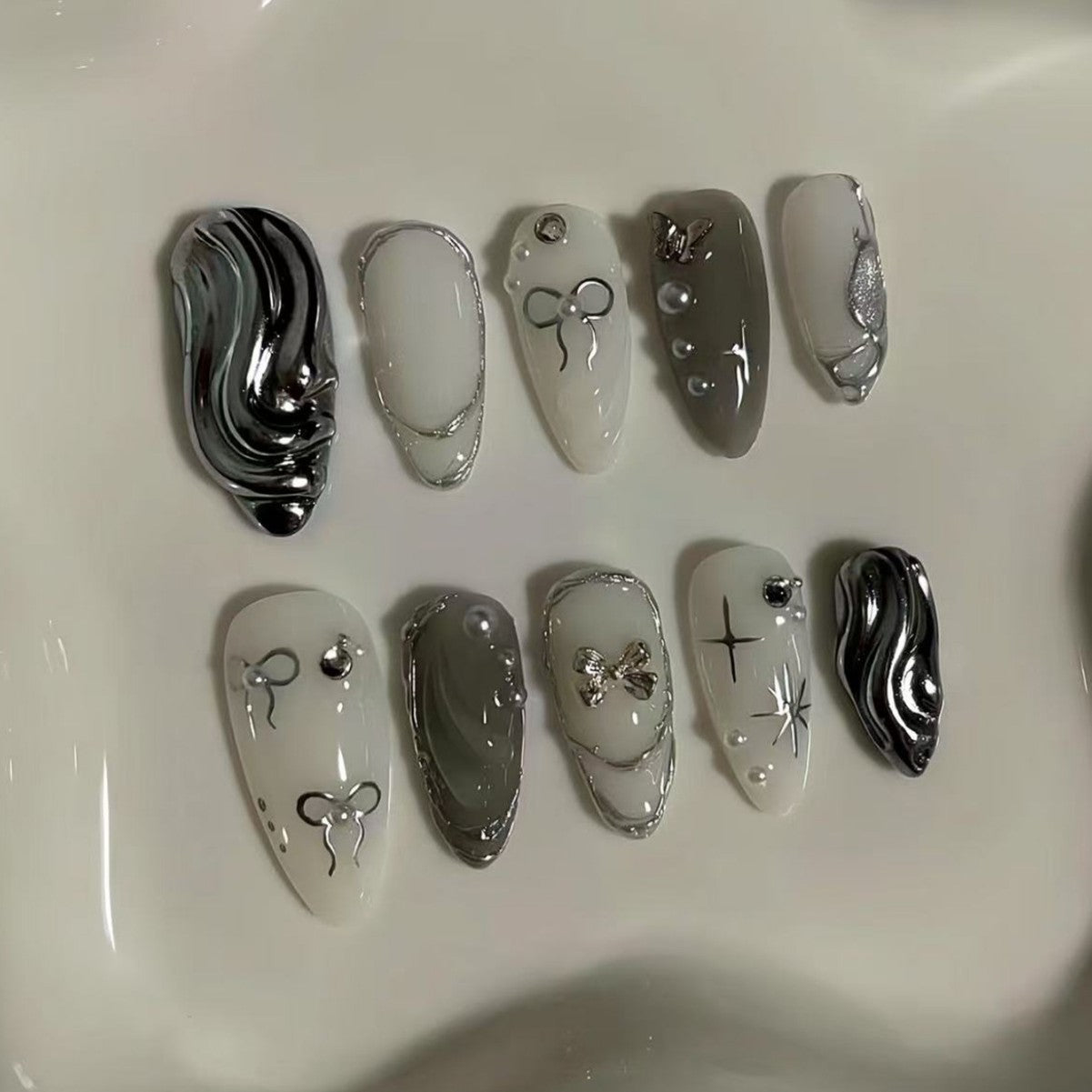 Dekorative Nagelspitzen Brehn