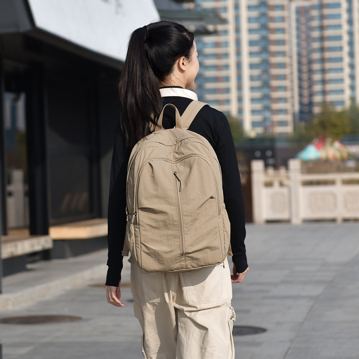Leichtgewicht Multi-Taschen Rucksack Brehn