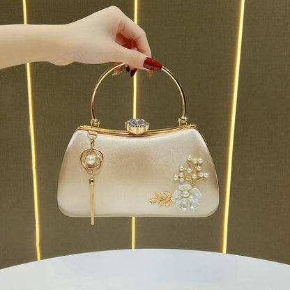 Elegante florale verzierte Handtasche