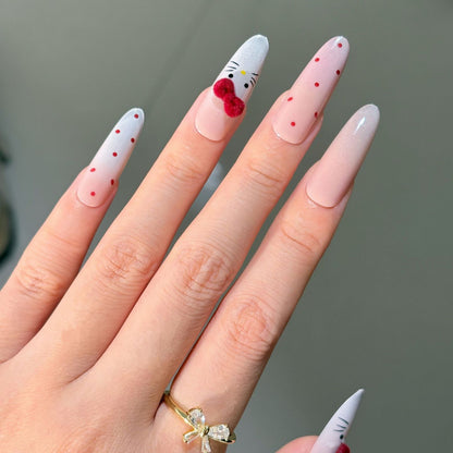 Dekoratives Press-On-Nagelkunst-Set mit Charakterdesign Brehn