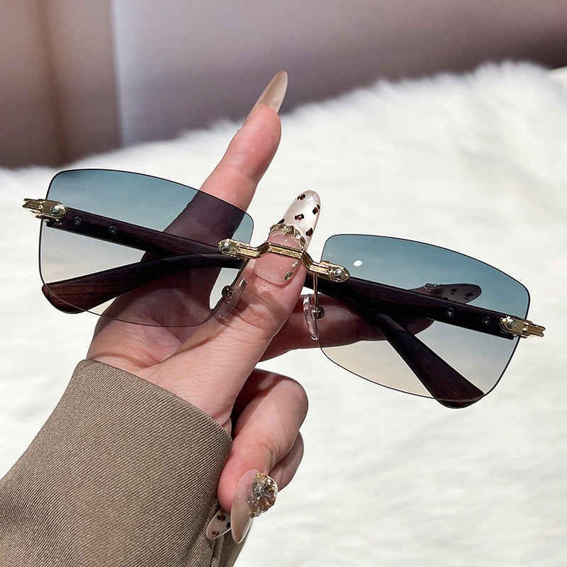 Damen extravagante modische Sonnenbrille mit innovativem Rahmen Brehn